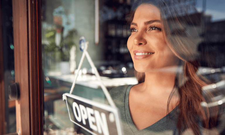 Franchising: 5 Key Considerations Before You Invest 